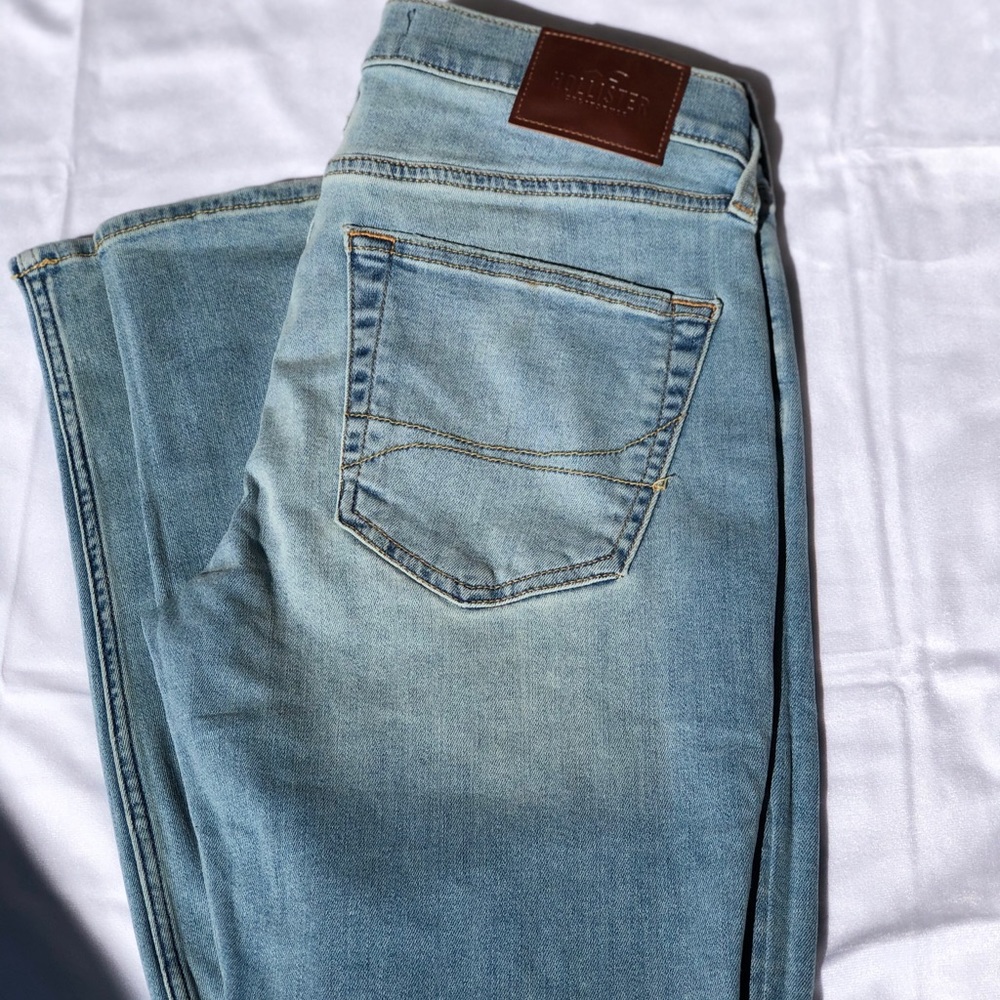 Hollister skinny jeans